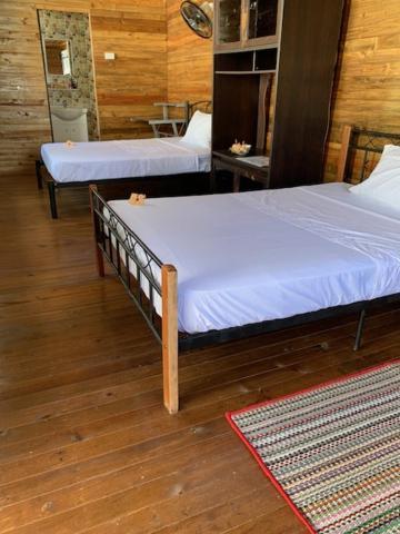 Camp Taveuni Hostel มาเตย์ ภายนอก รูปภาพ
