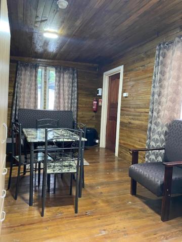 Camp Taveuni Hostel มาเตย์ ภายนอก รูปภาพ